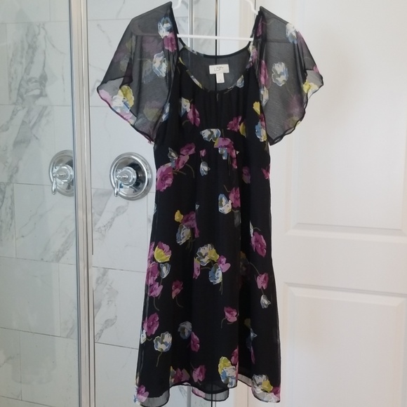 Dress - Picture 6 of 8